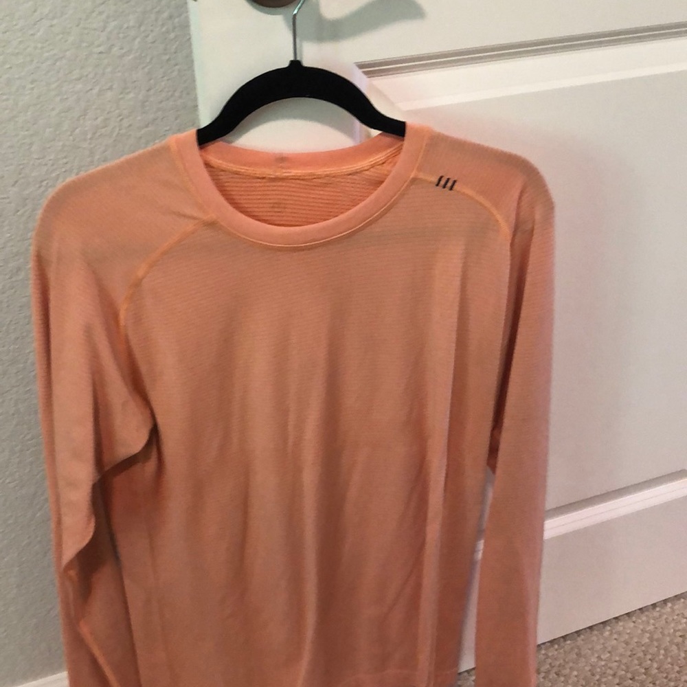 Lululemon men’s long sleeve